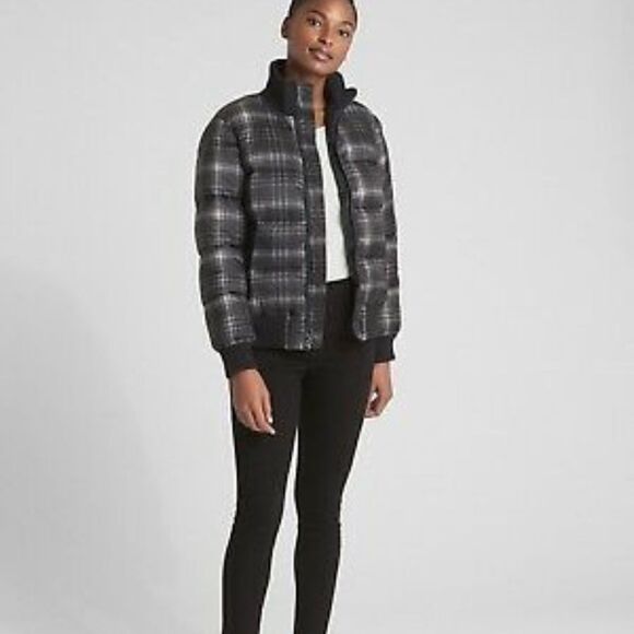 Gap Black and White Plaid Puffer Bomber Jacket.Size M - Picture 1 of 16